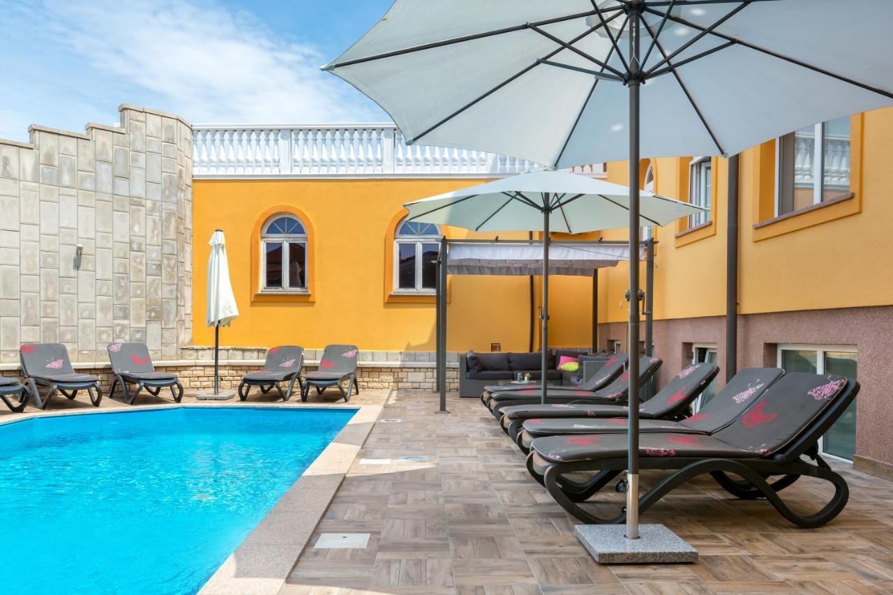 Villa Marko Medulin Exterior photo